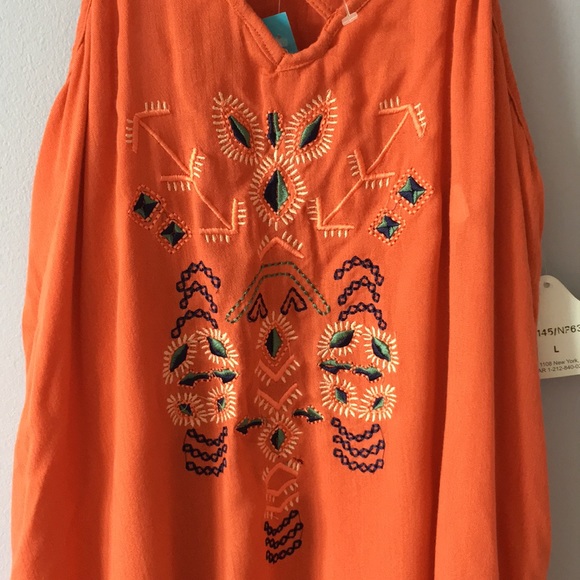 NWT! Fun southwestern style dress - Picture 2 of 2